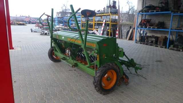 Siewnik AMAZONE D8 - 30 SUPER