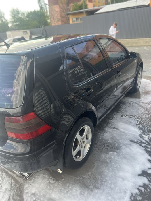 Продам гольф 4 2000 рік