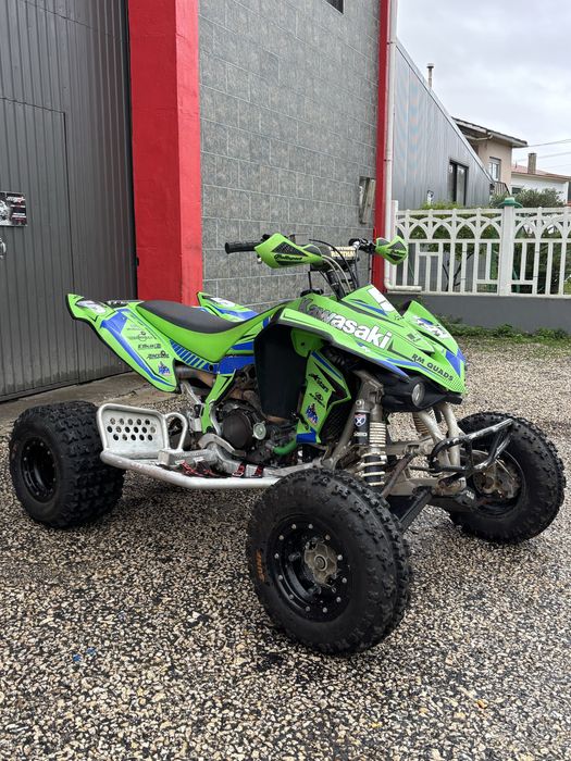 Kawasaki kfx 450r com marcha atrás