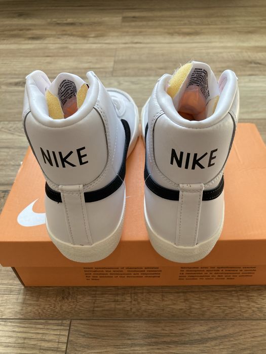 Certyfikat Autentyczności | Nike Blazer Mid 77 White Black (W) 37.5 EU