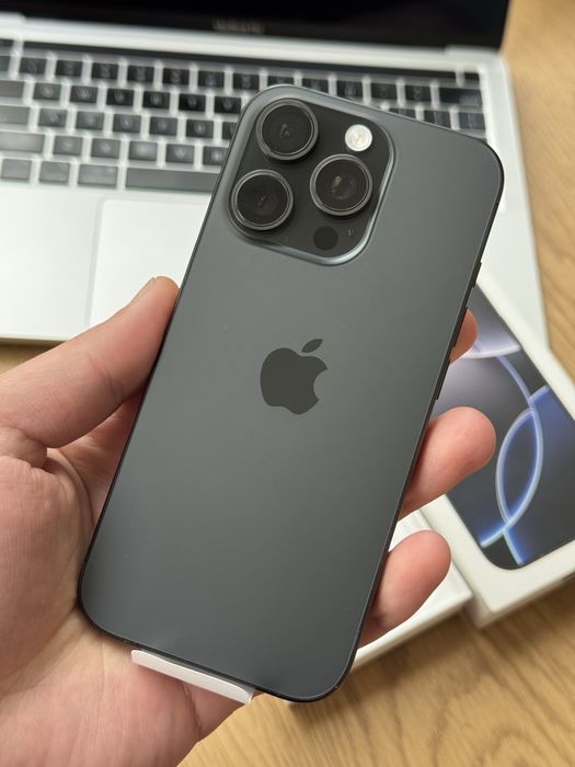 iPhone 16 pro 256 гб гарантія  магазин