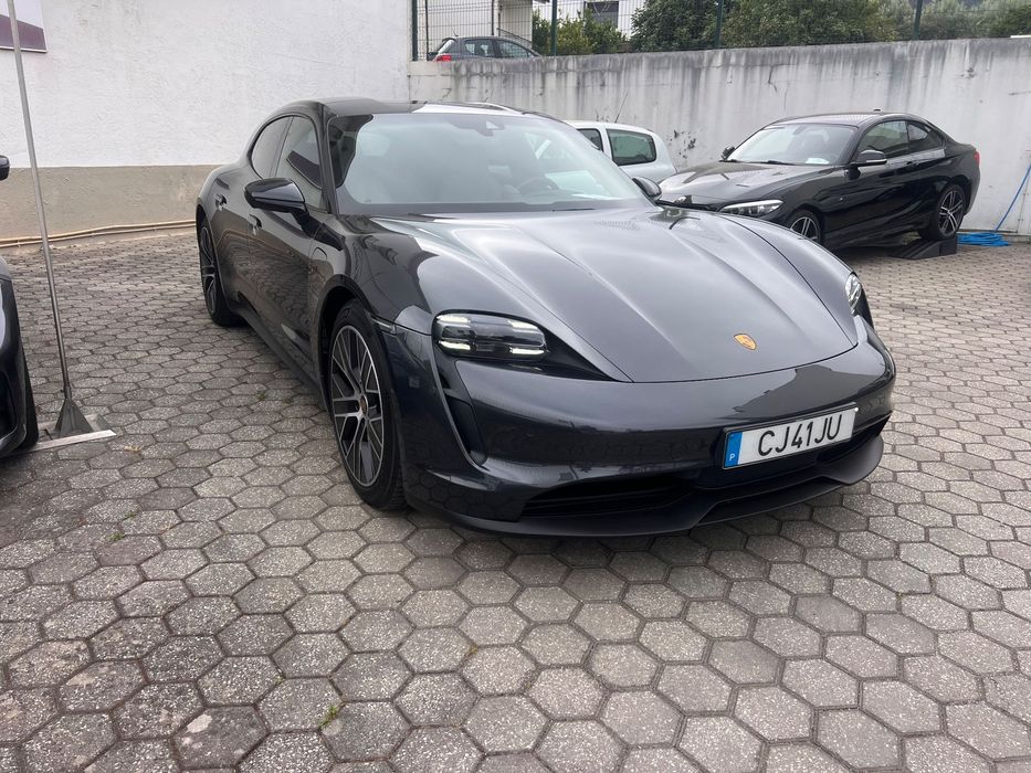 Porsche Taycan Sport Turismo