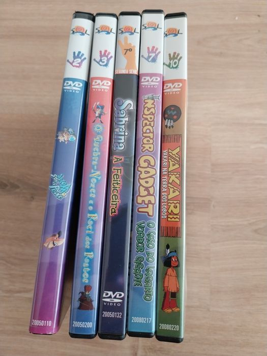 Movies (20) Animated Cartoons + The Tom Sawyer Collection on 10 DVDs.64751292047361122