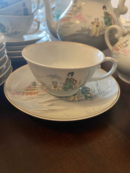 Antique tea set in excellent condition430225376999516161