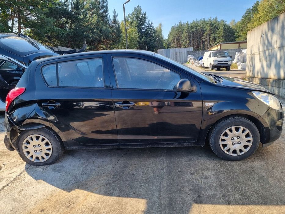 HYUNDAI i20 I 08-12 2010 r. FR DRZWI PRAWY TYŁ PRAWE TYLNE PT +