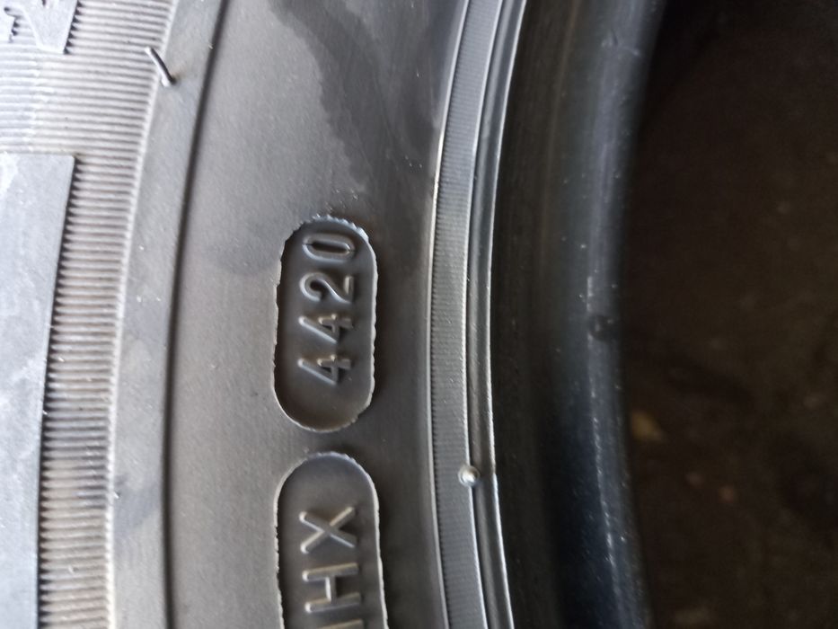 Opony używane 235/65/16c michelin 2x6 mm 2020 rok prod