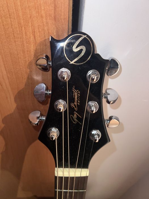 Czerwona gitara