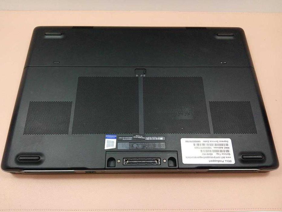 Laptop Mocny Dell PRECISION 7720 i7 17,3 32GB 512 + 1TB Nvidia 8GB