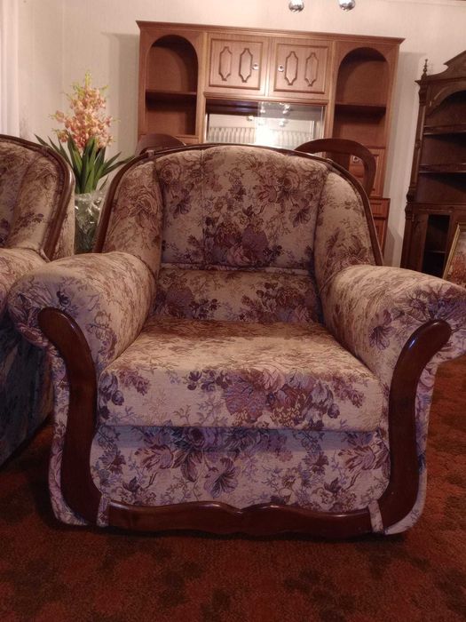 Conjunto de 1 Sofá de 3lugares e 2 poltronas