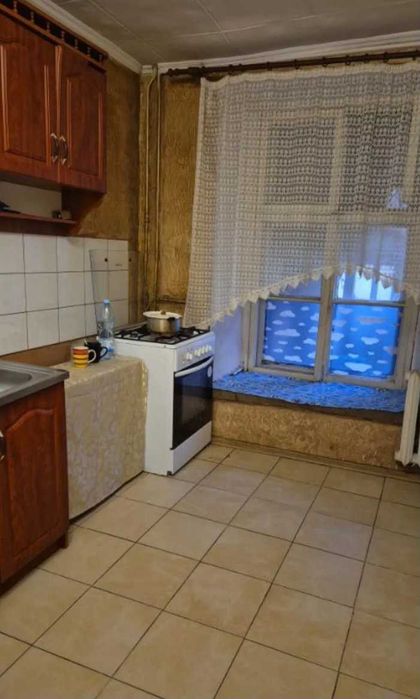 Двокімнатна парк Шевченка Газ 2 входи Можливий поділ на дві квартири