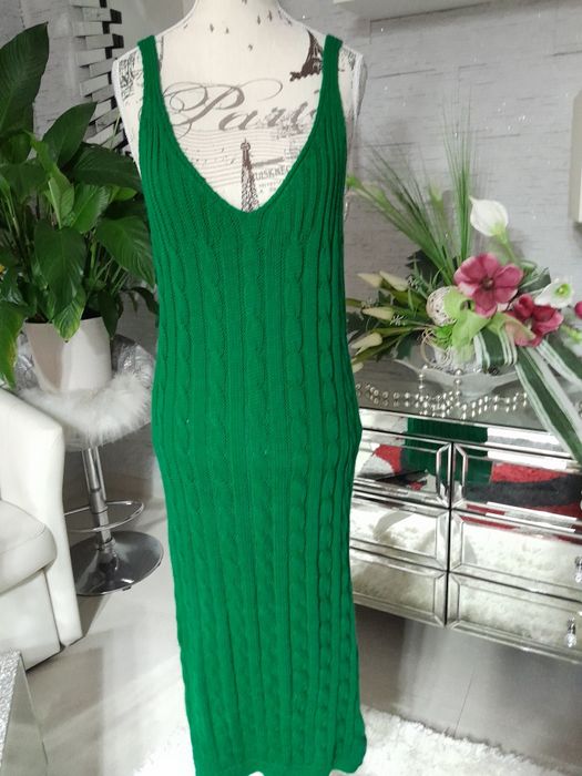 Piękna modna sukienka dzianinowa  Komplet sukienka i sweterek