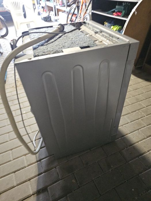 Sprzedam zmywarkę wolnostojącą marki BEKO