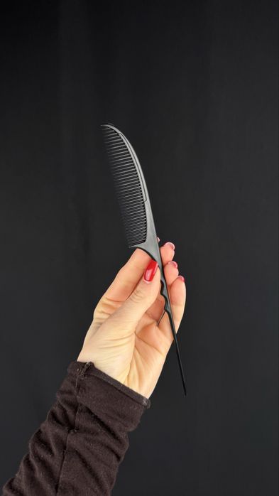 Карбоновий гребінець