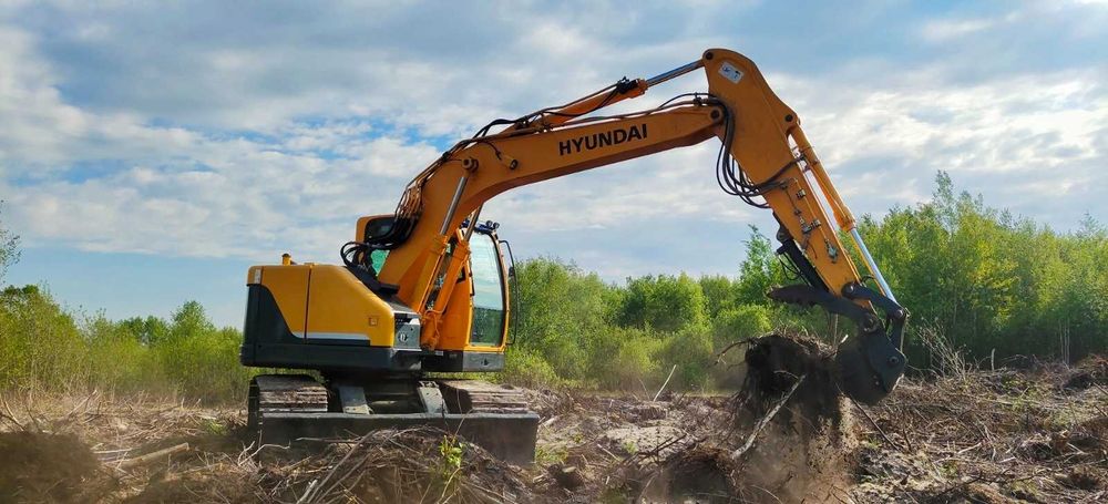 Гусеничний екскаватор Hyundai Robex 145-9