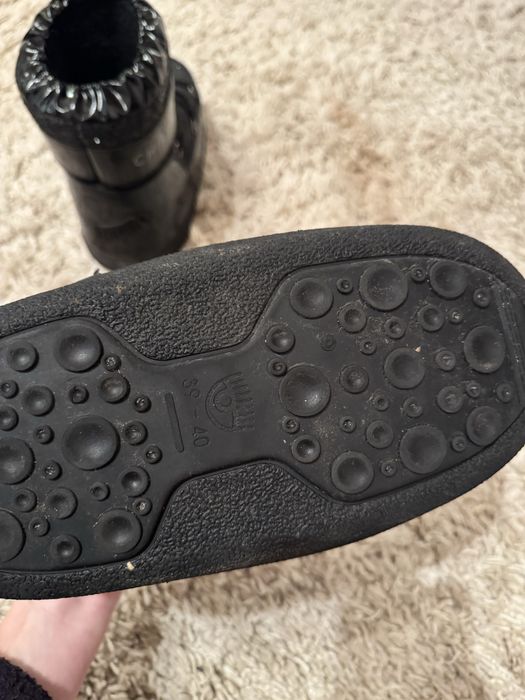 Продам зимові монбути Chiara Ferragni 39-40 розмір , moon boot
