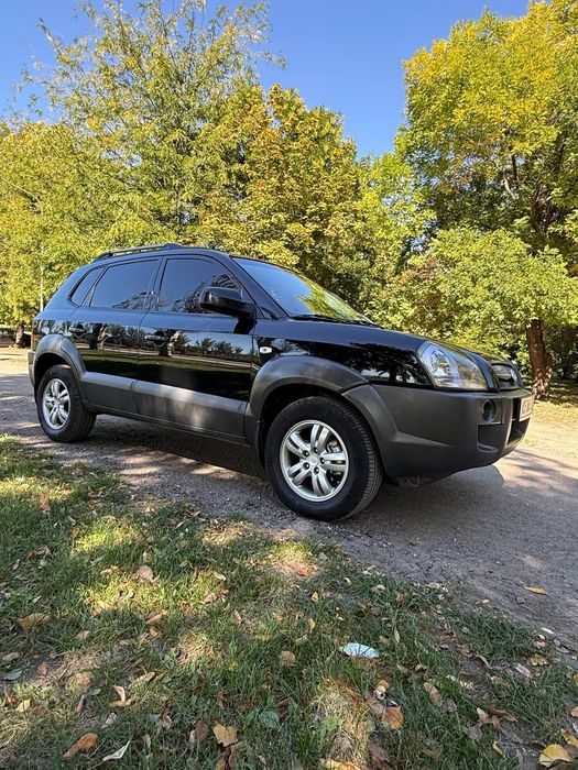 Продам автомобіль Hyundai Tucson 2007 року