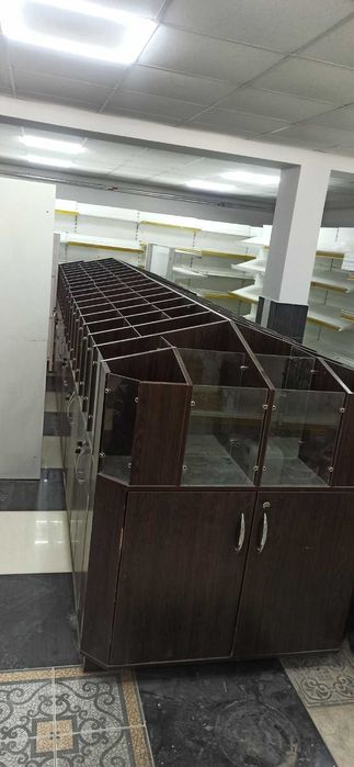 Вітрина-стелаж  кондитерський