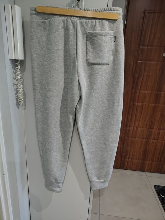 Cropp Spodnie dresowe S Nowe