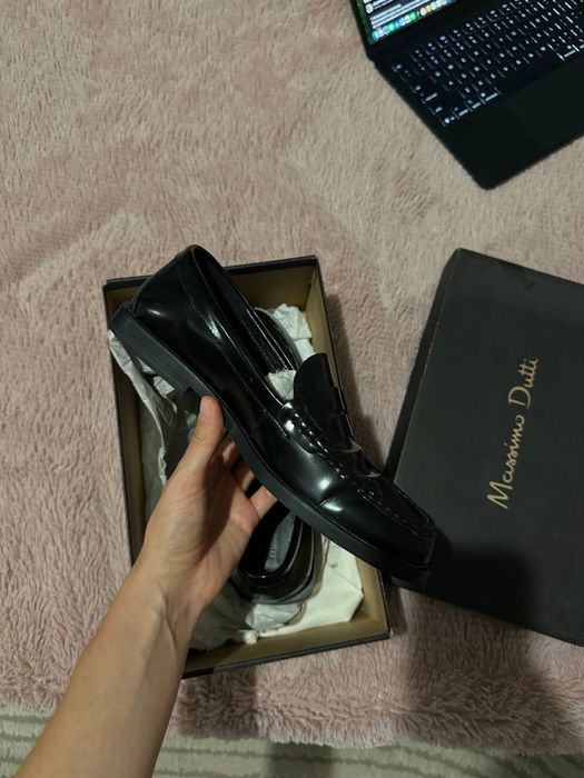 лофери Massimo Dutti