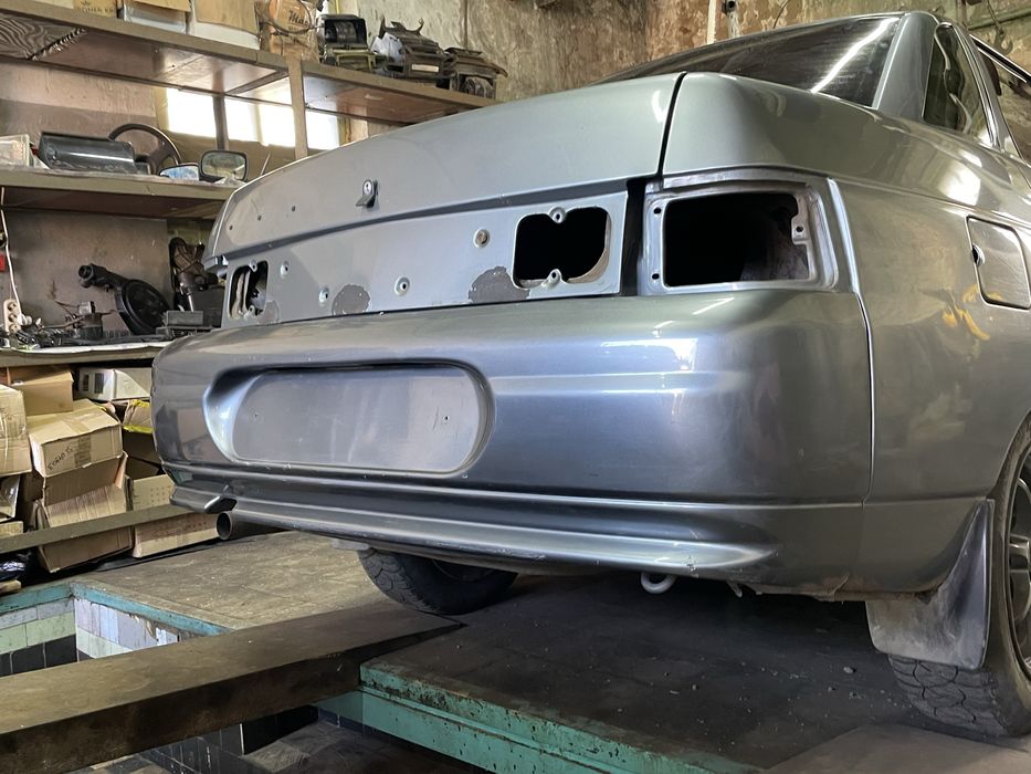 Продам задний бампер ваз2110