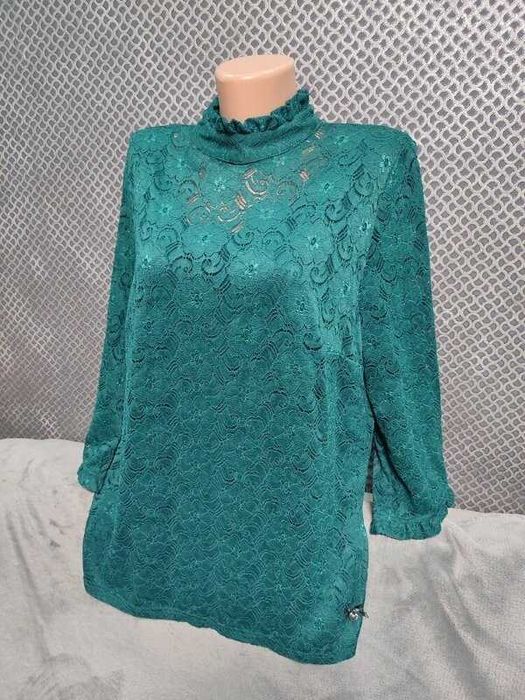 Шикарная, новая, нарядная, фирменная (himmelblau), изумрудная блуза.