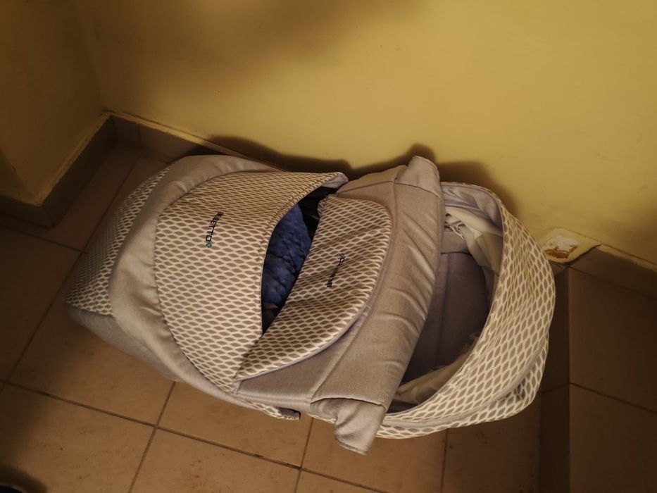 Oryginalny wuzek-spaceròwka w super stanie dla dziecka nowoczesny.