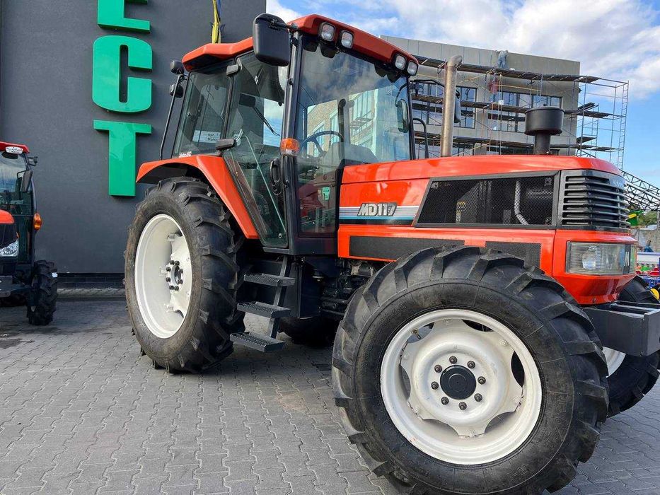 Kubota MD 117 Японський Трактор: 34 500 $ - Трактор