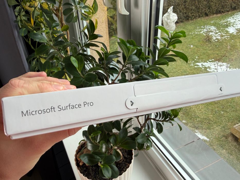 Microsoft Surface Pro Copilot Plus PC 13 OLED Snapdragon X Elite