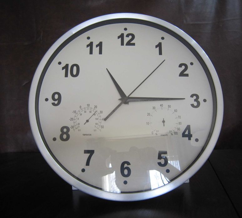 Relógio de parede Prateado