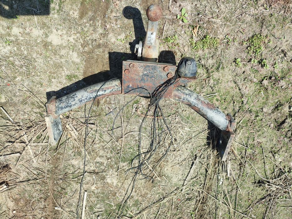 Bola de reboque universal