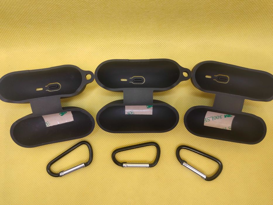 Чехол силиконовый на наушники Huawei Freebuds Pro 4 + карабин (black)