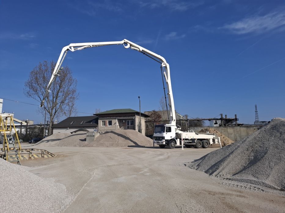 Pompa do betonu Putzmeister M32 Mercedes Actros