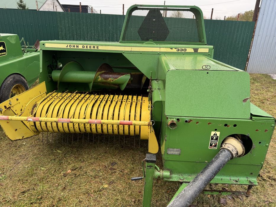 John Deere 330 Тюковий Прес Підбирач Пресс подборщик як (332-336-339)