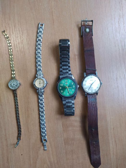 Старинные наручные часы