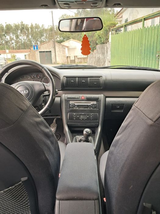 Audi a4  avant 1999