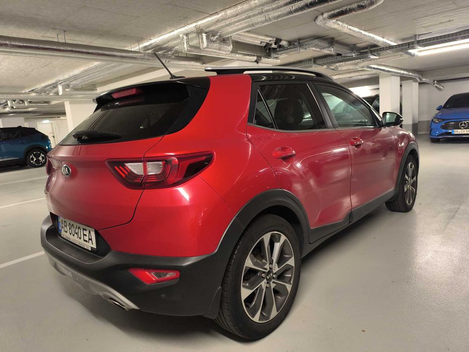 Продам Kia Stonic 2018 року — відмінний стан
