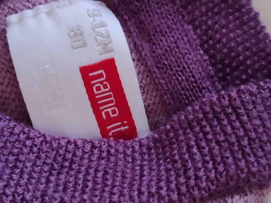 Sukienka dziewczęca wełniana.