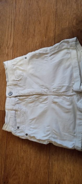 Жіночі шорти Pull&Bear б/в
