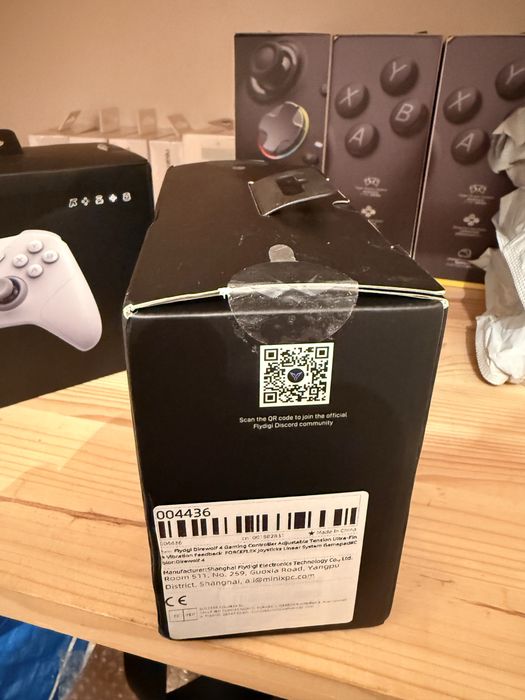 Геймпад Flydigi Direwolf 4 Gamepad (white)