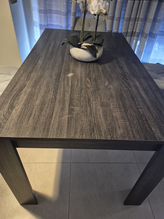 Conjunto de mesa e aparador, espelho