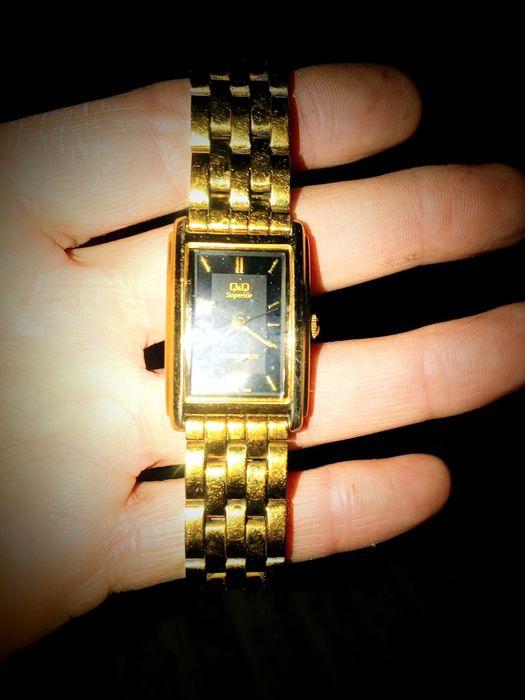 Женские часы  Q&Q