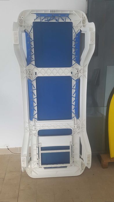 2 Espreguiçadeiras / camas de praia - resina extra forte