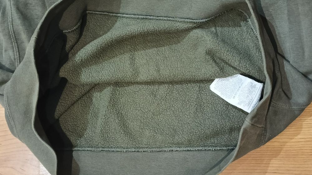 Свитшот Nike в хорошем состоянии