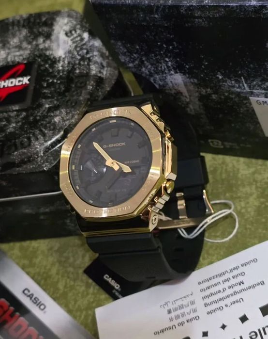 Мужские часы наручные Casio GM-2100G-1A9.