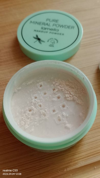 Puder Podkład mineralny matujący na cały dzień