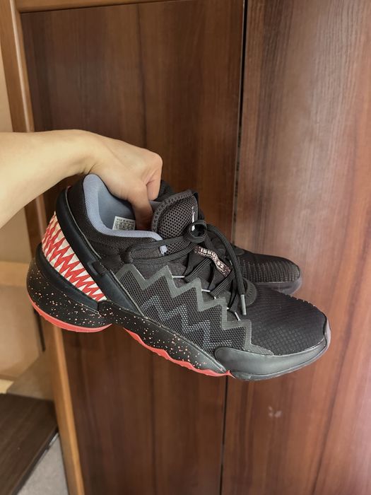 Кросівки чоловічі adidas в стилі Venom