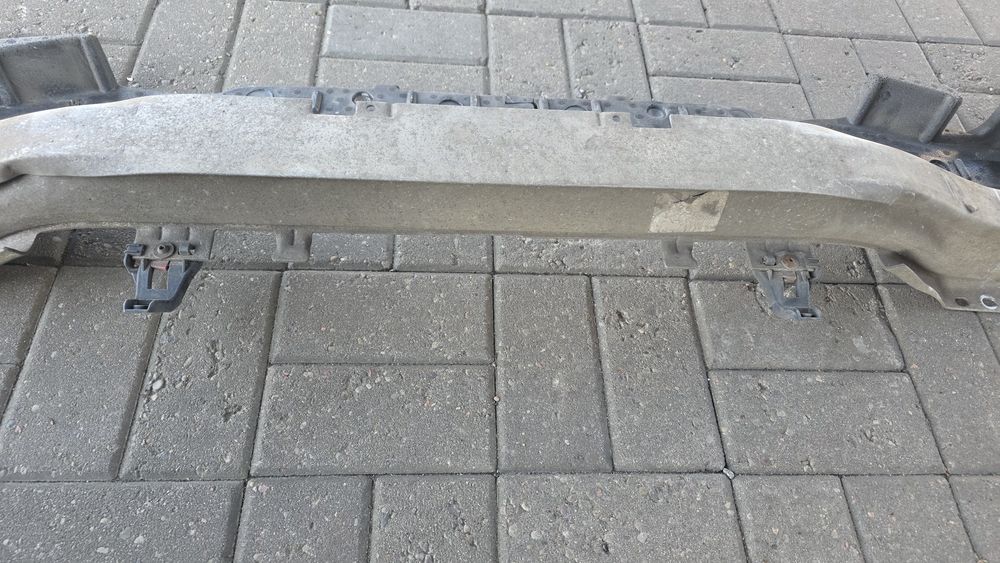 Belka zderzaka tył Opel Astra H kombi