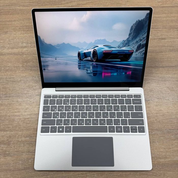 Microsoft surface laptop go サーフェス♡ 価格もサイズも“今”にちょうどいい！ 「Surface Laptop Go」実機