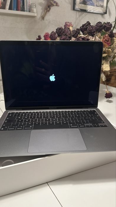 Laptop APPLE MacBook Air13,3 RetinaM1