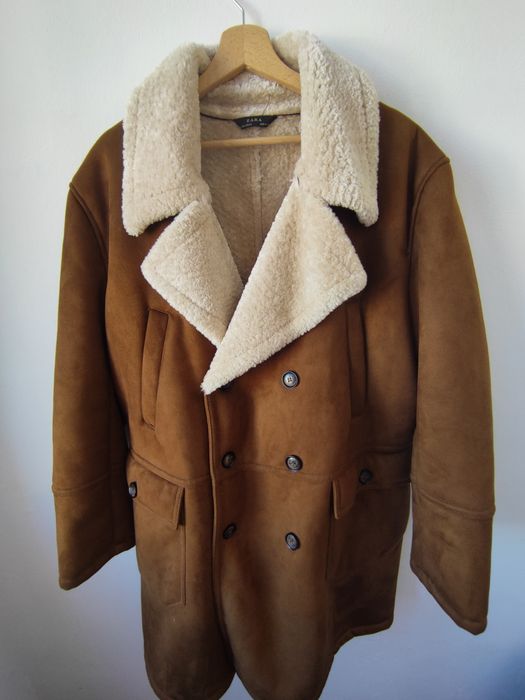 Sobretudo Zara forrado com pêlo